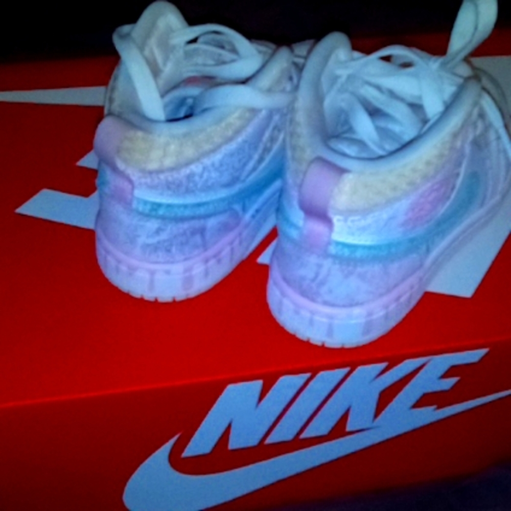 White n pink Air force ones size 11